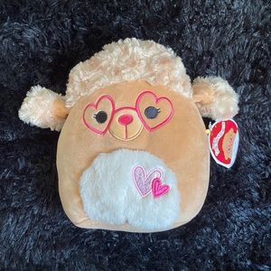 Puppy Squish ‘Jacinda’ BUY THIS SQUISH GET A RANDOM SQUISH FOR FREE!